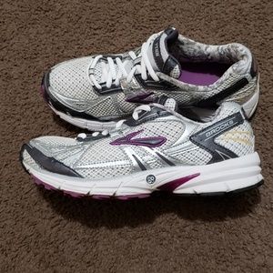 brooks ravenna go 2 series